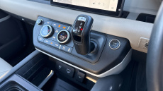 Land Rover Defender 3.0 D250 SE 90 3dr Auto Diesel Estate